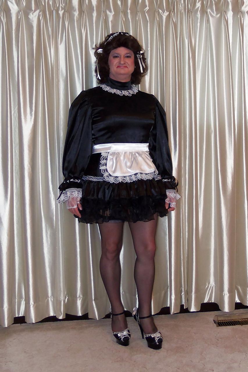 25P Das Sissy Maid