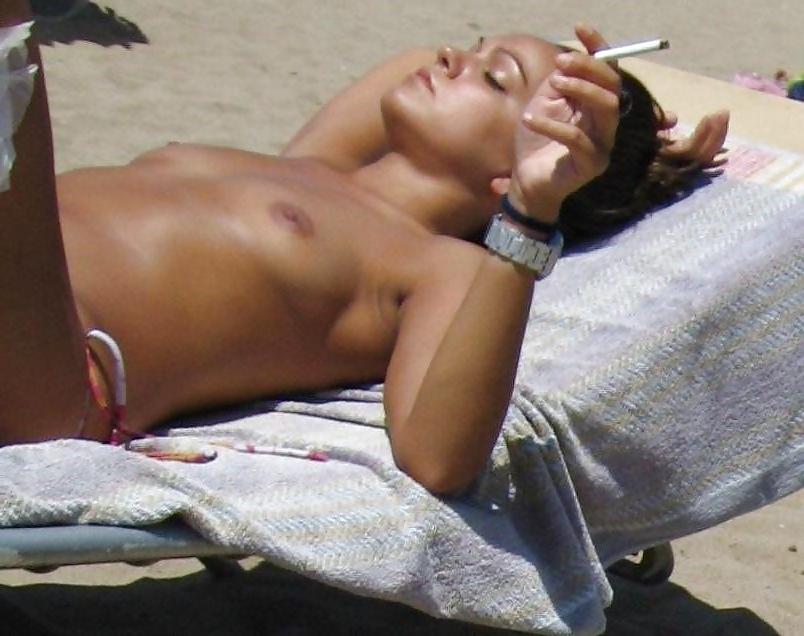 25P Smoking Babes 11