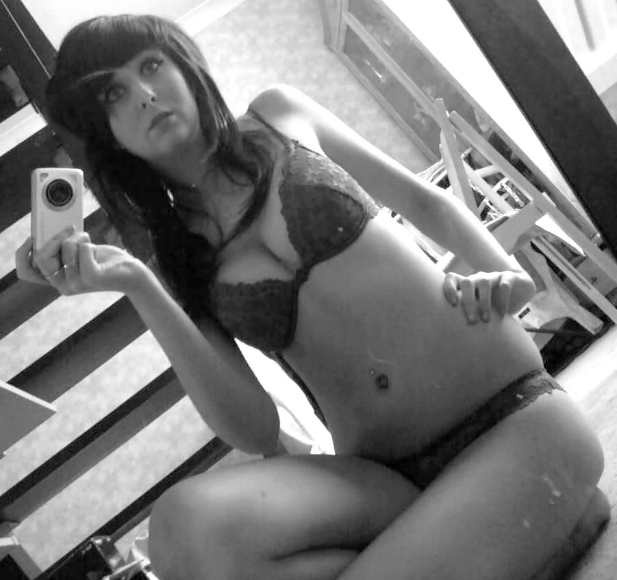 25P Stolen Pics - Emo Girl