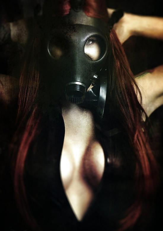 5P Mask fetish... 