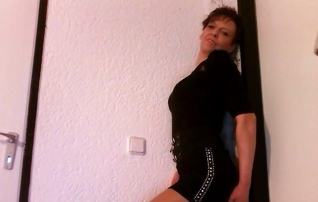 12P New Pics of german milf