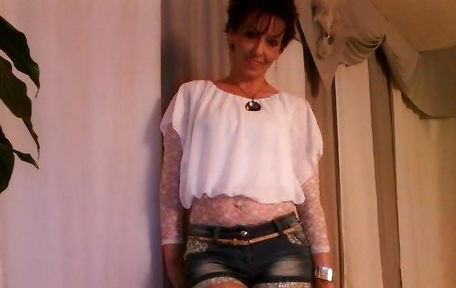 12P New Pics of german milf