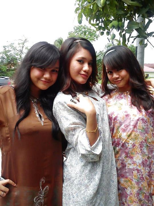 25P Malay solo & gruop