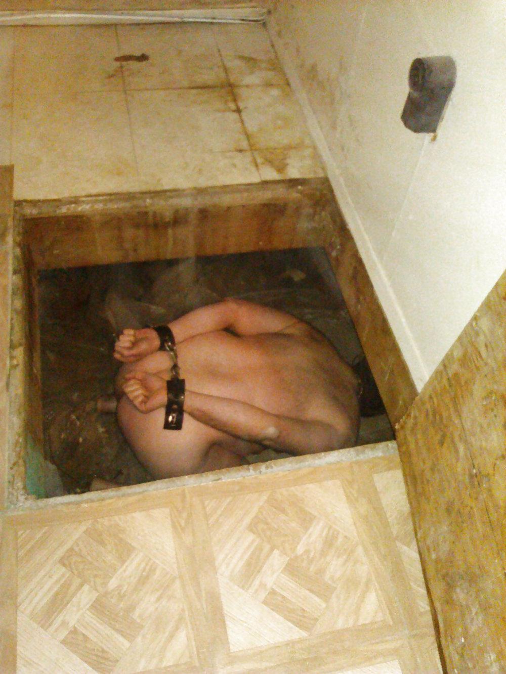 10P Locked in the hole panicked, cramped, in pain, and SOBBING