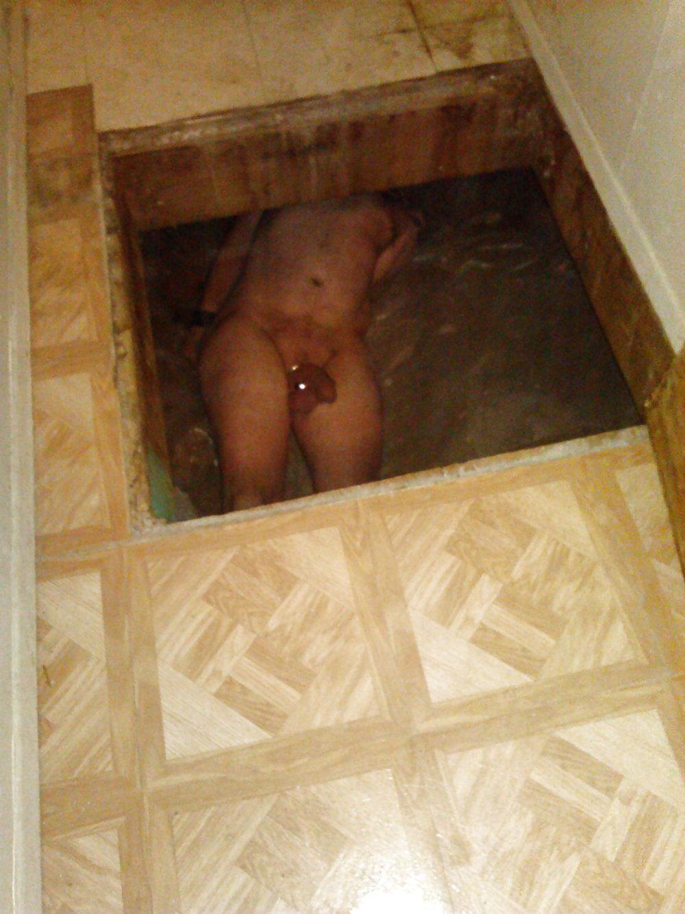 10P Locked in the hole panicked, cramped, in pain, and SOBBING