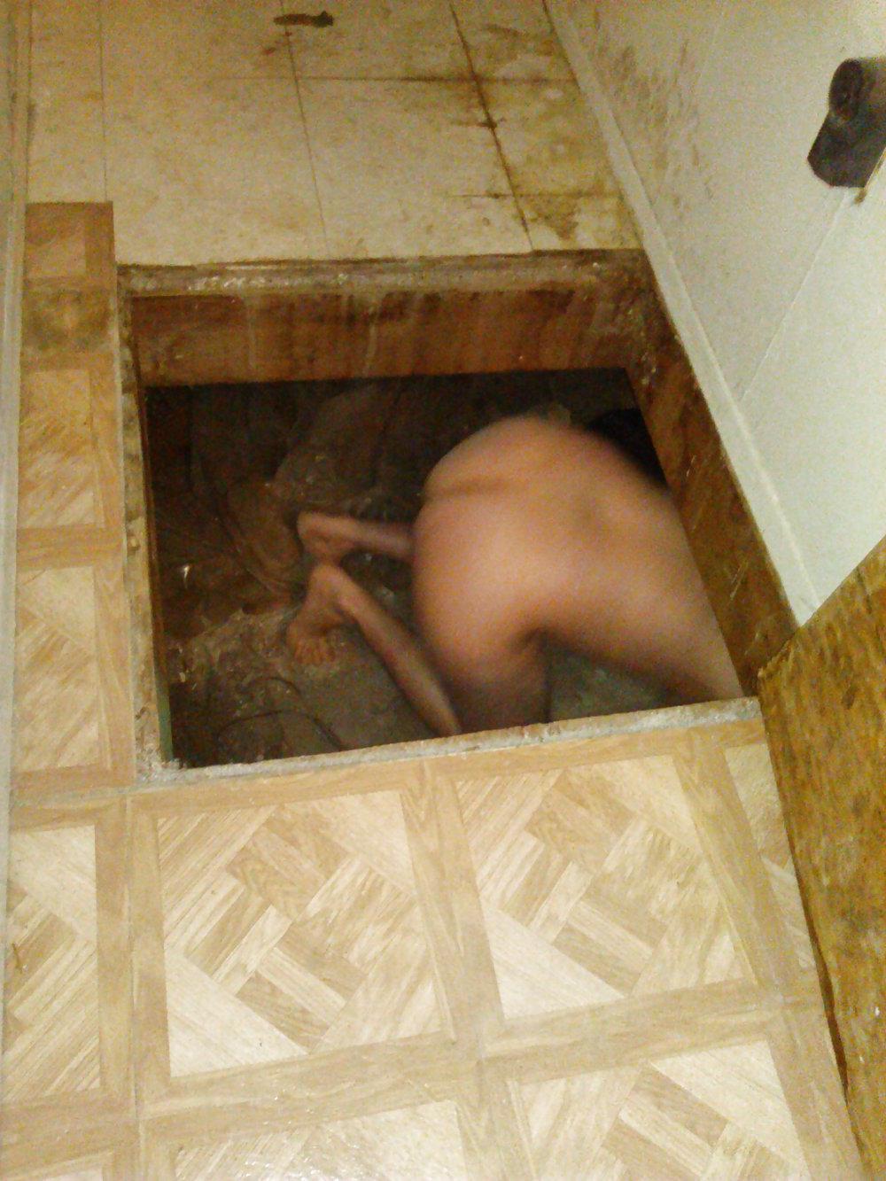 10P Locked in the hole panicked, cramped, in pain, and SOBBING
