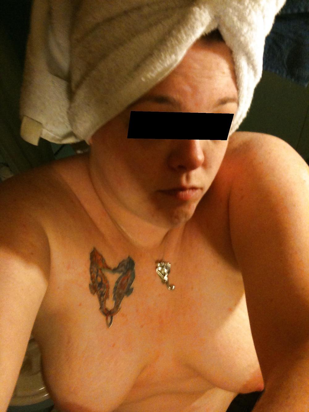 15P American woman I met online.