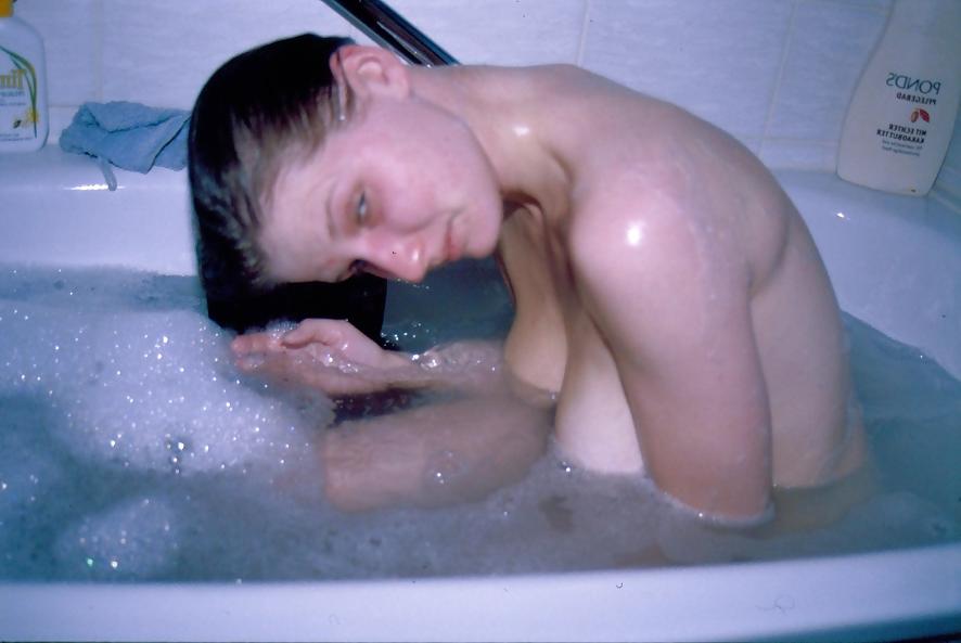 10P SAG - My Young Wife With Voluptuous Boobs In The Bathtube 04