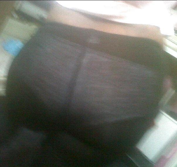 25P Ebony 18 year old