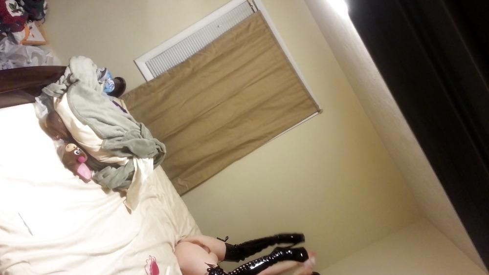 14P Wife fucking in thigh high boots.