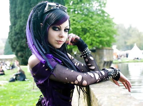 20P Gothic Babes