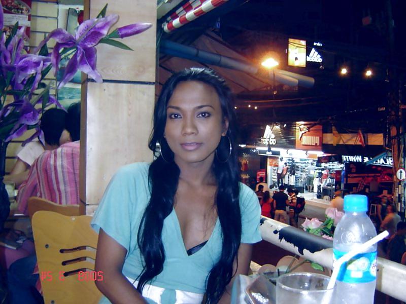 25P Indonesian Ladyboy Mary 2.part