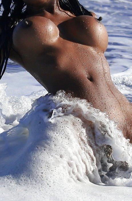 25P Beauty ebony babes