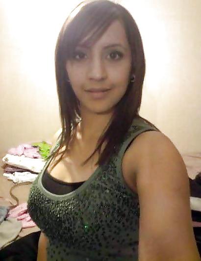 9P Busty Indian Girl