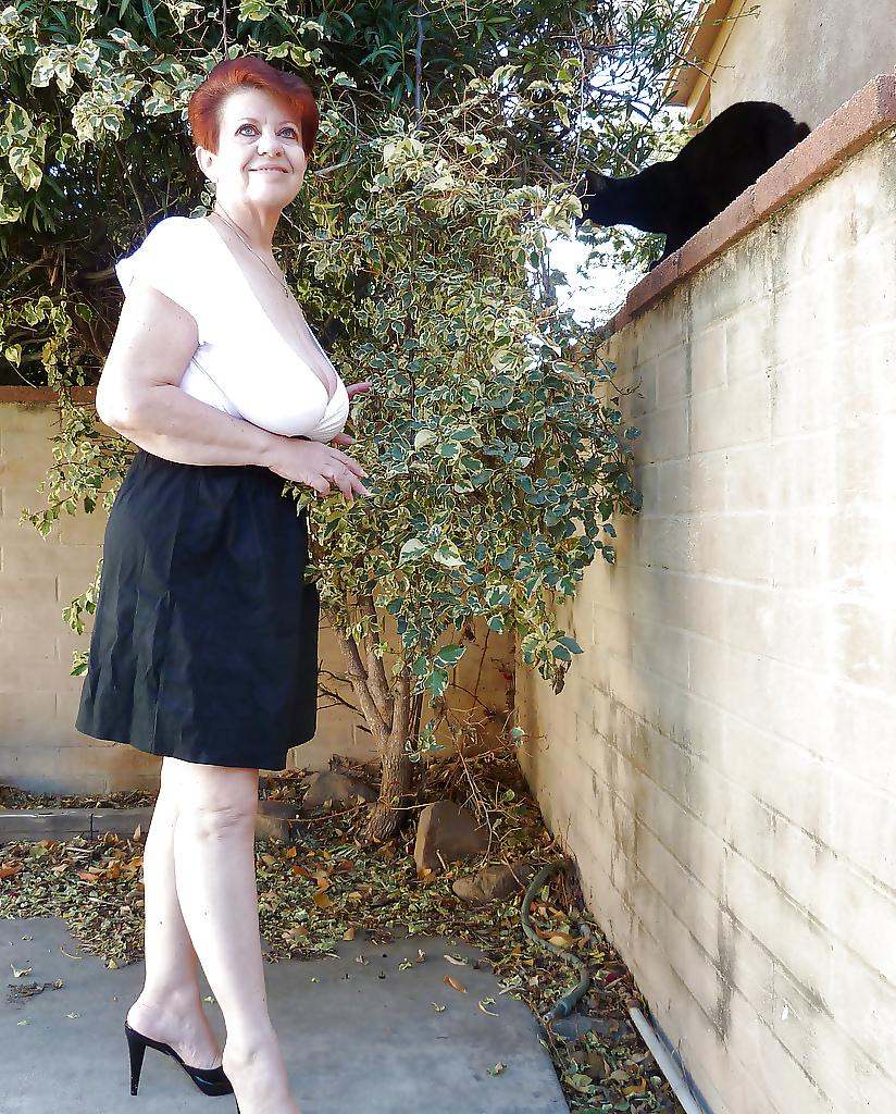 14P Big Breasted Saggy Granny 2