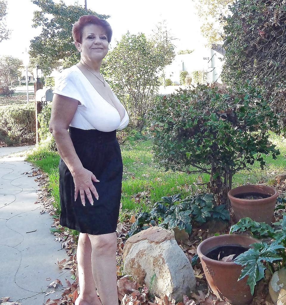 14P Big Breasted Saggy Granny 2