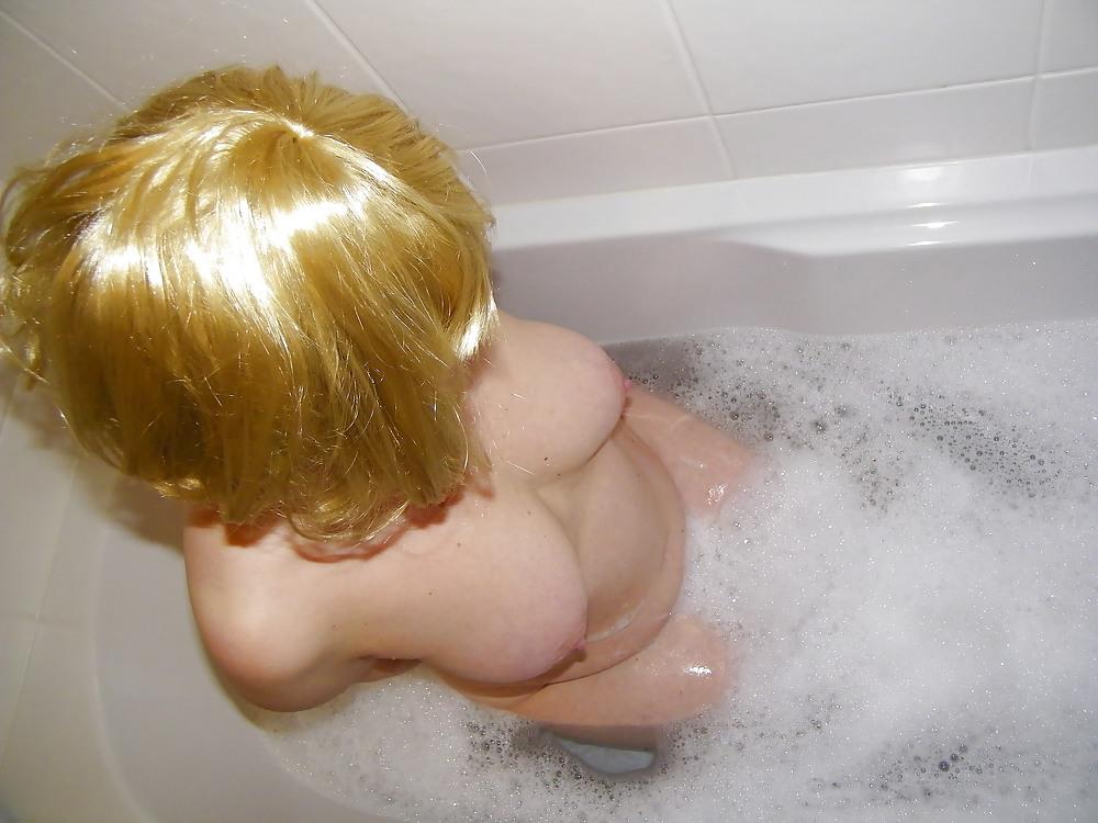 8P UK Wife Posing for Husband 1