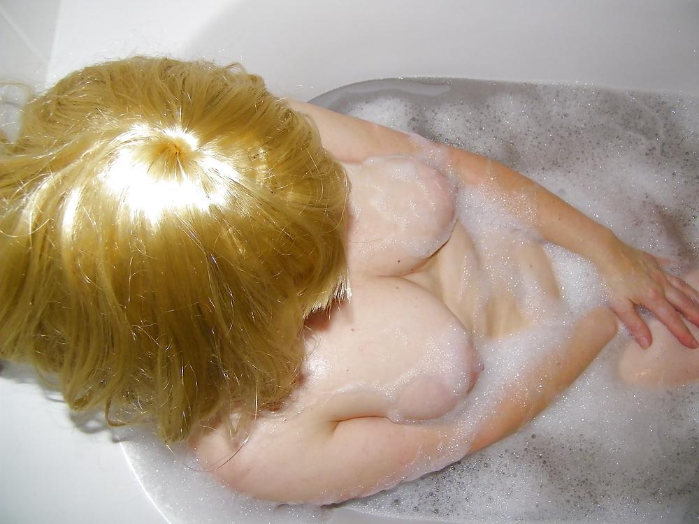 8P UK Wife Posing for Husband 1