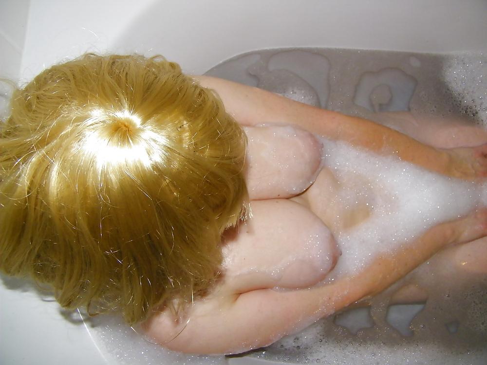 8P UK Wife Posing for Husband 1