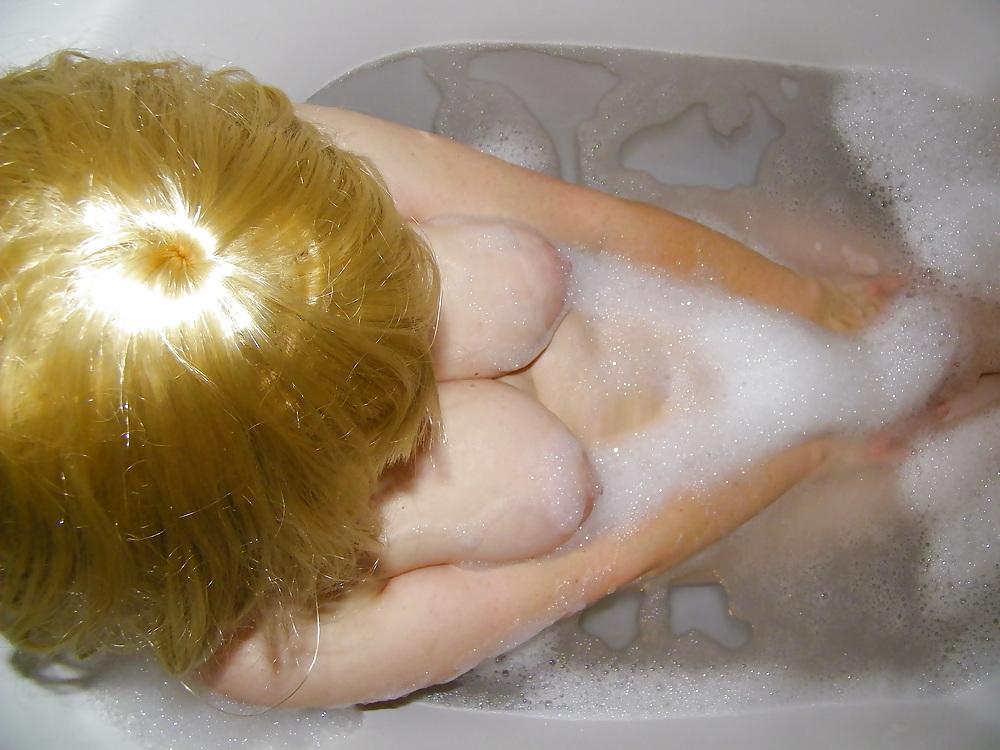 8P UK Wife Posing for Husband 1