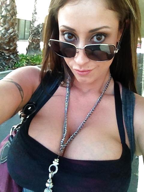 14P Huge Tits, Tight Tops 31
