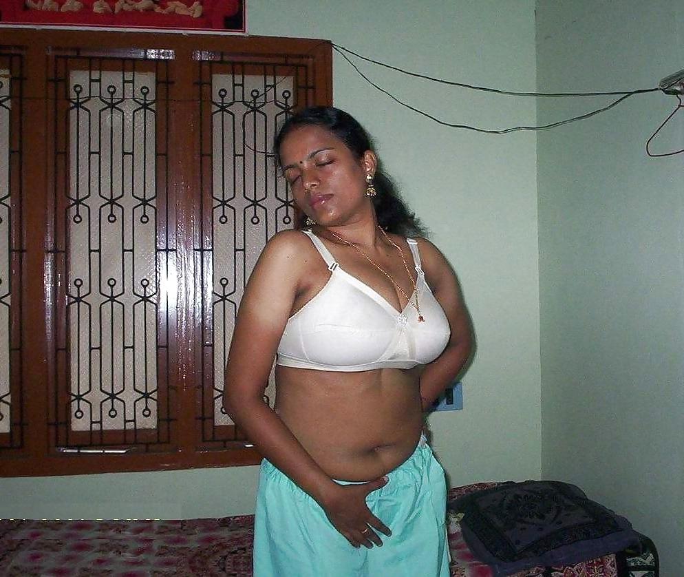 25P GOOD INDIAN GIRLS
