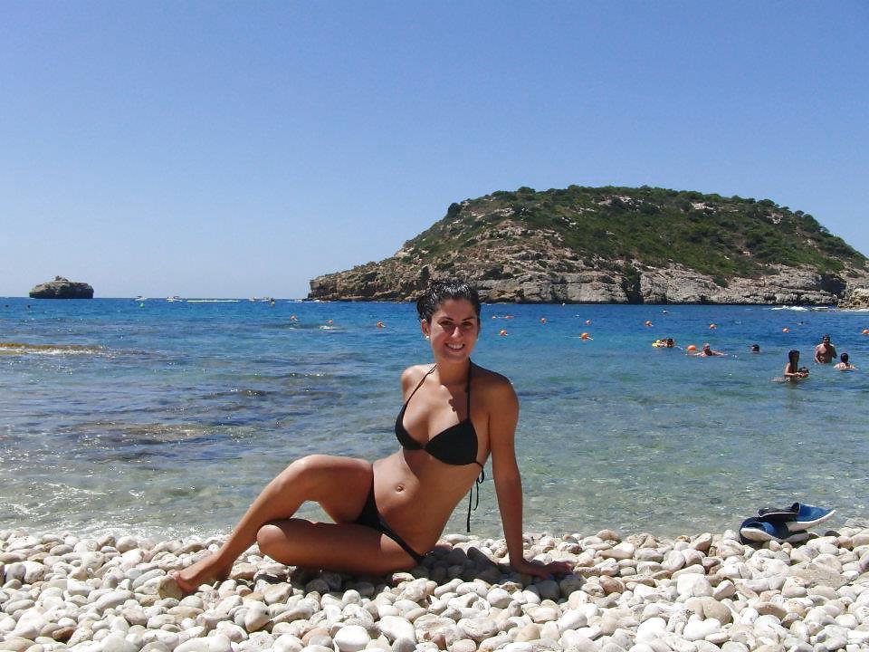 17P Spanish girls are hot