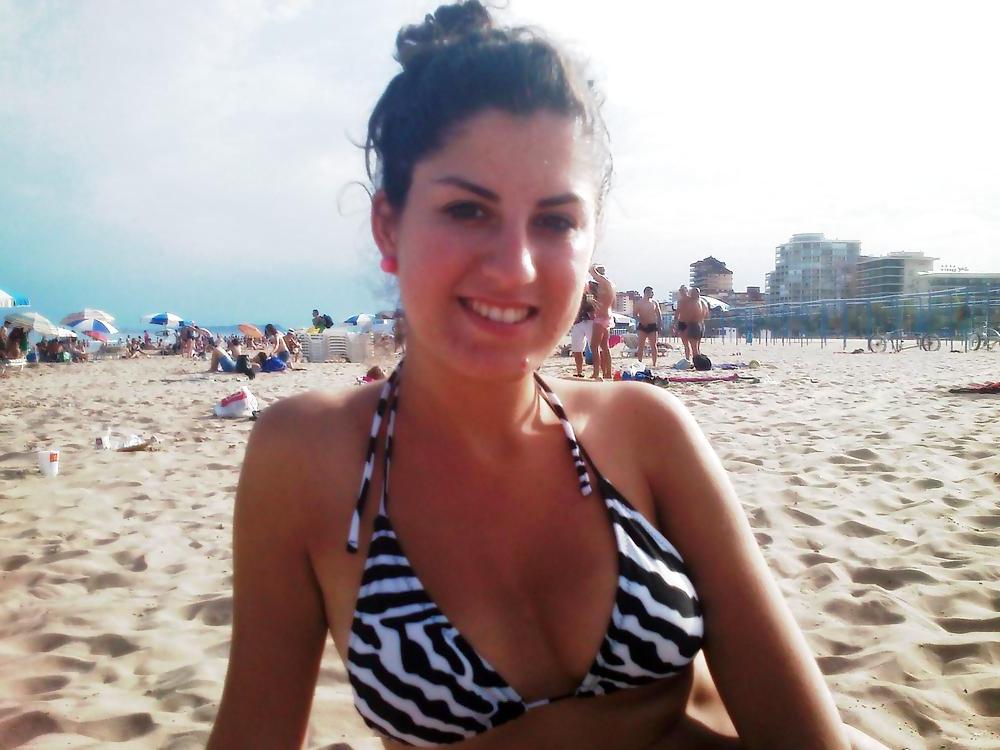 17P Spanish girls are hot
