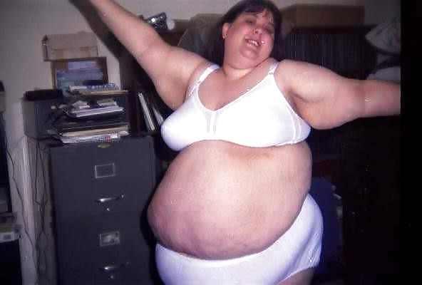 25P Big bras on mature women 3
