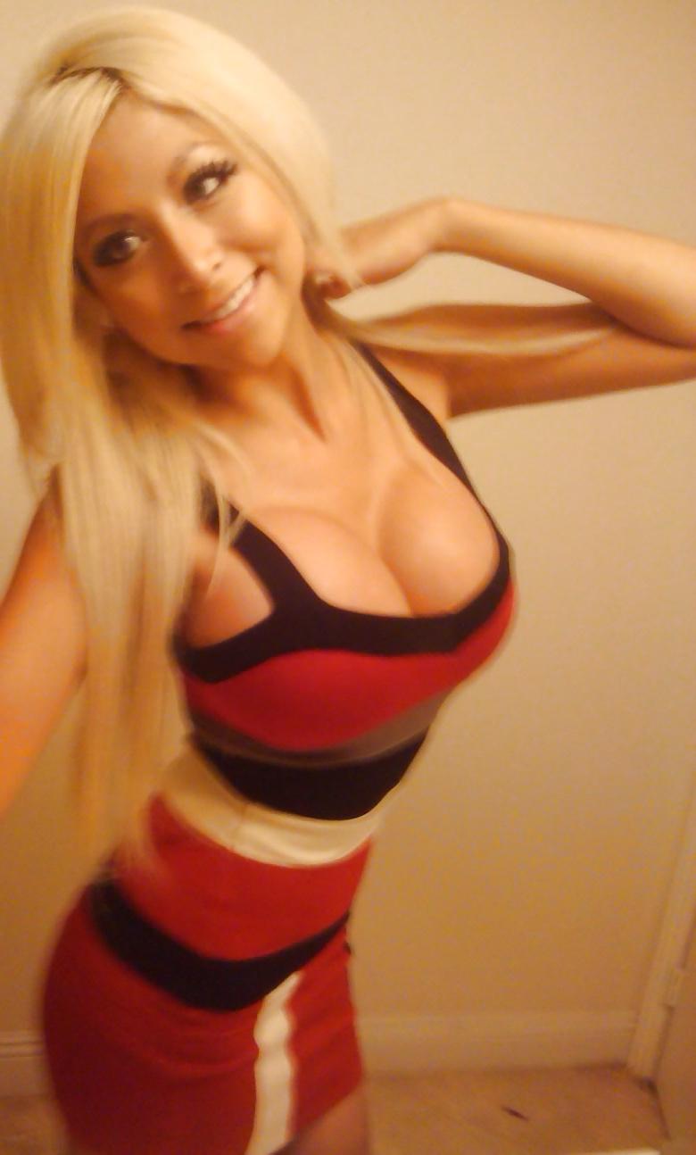 25P Hot Amateur Babes