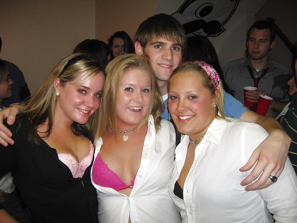 25P Bra Babes 33