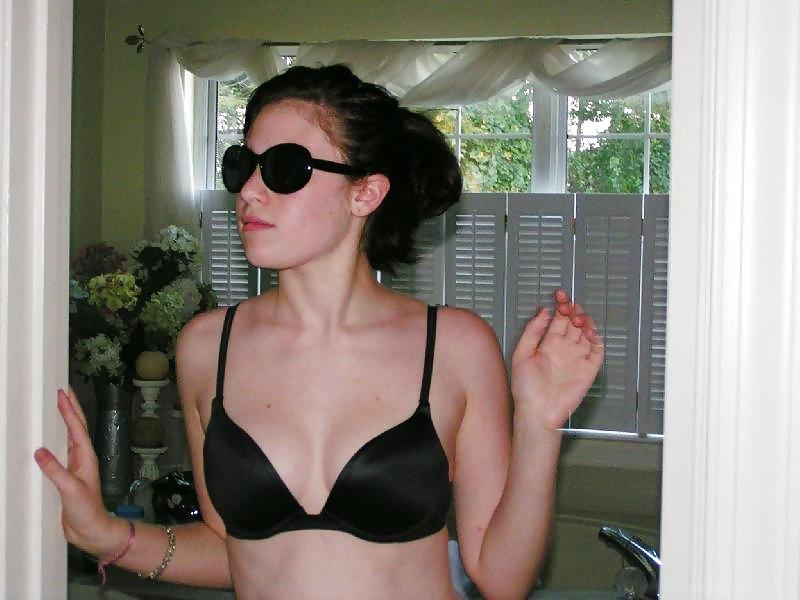 25P Bra Babes 20