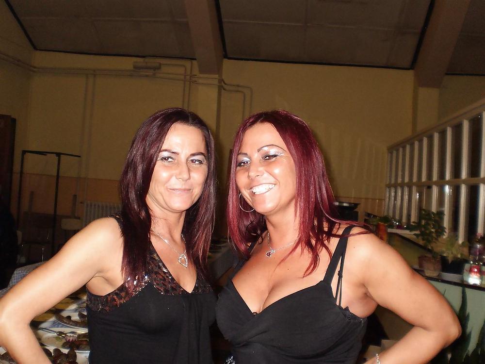 25P Sexy milf twins (no nude!)