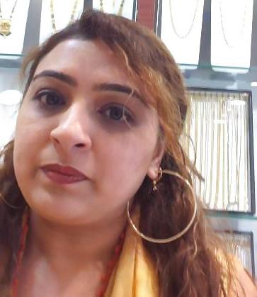 5P Indian aunty
