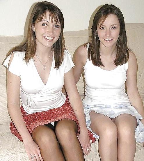 25P Upskirt babes more fanny flashers :)
