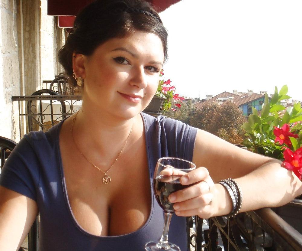 25P Big boobs from eastern Europe
