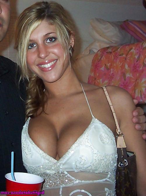 25P Sexy Busty Babes