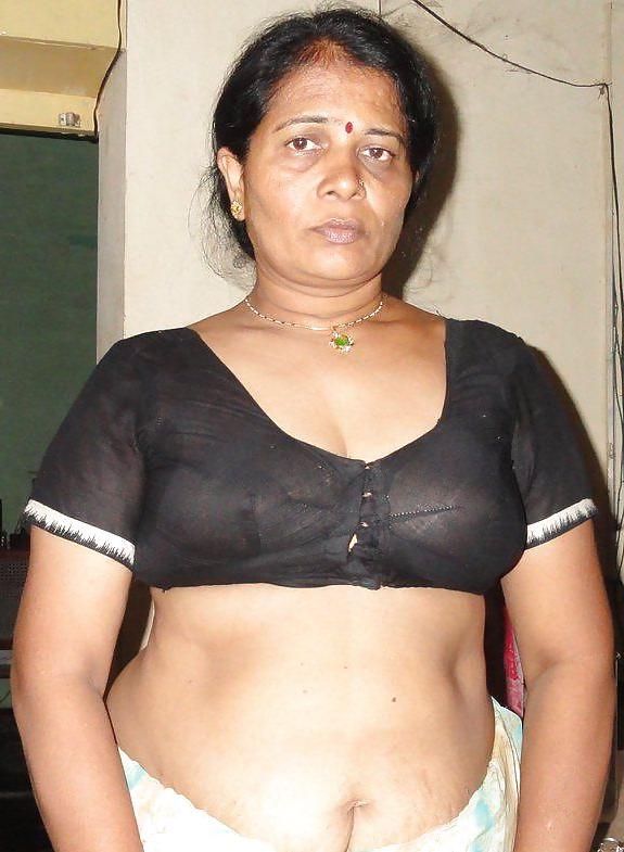 7P Indian aunty 141