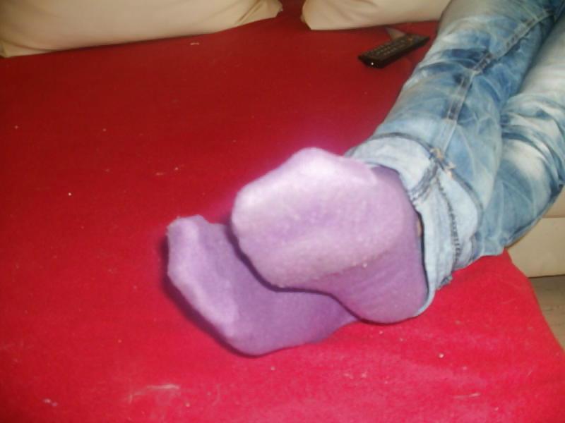25P Cutie with purple socks - N. C. 