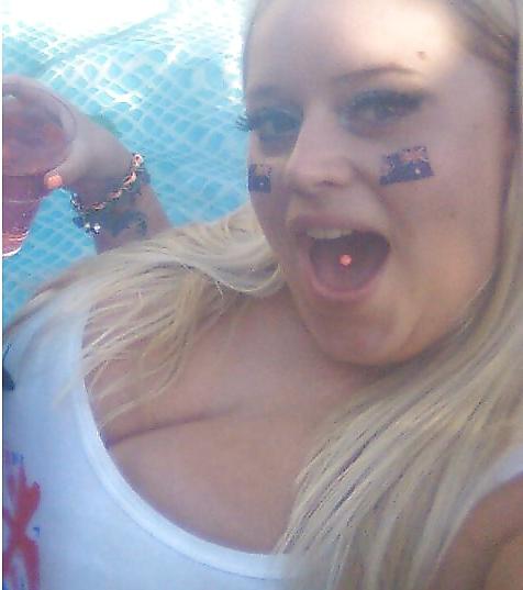 25P Sexy huge tits friends 
