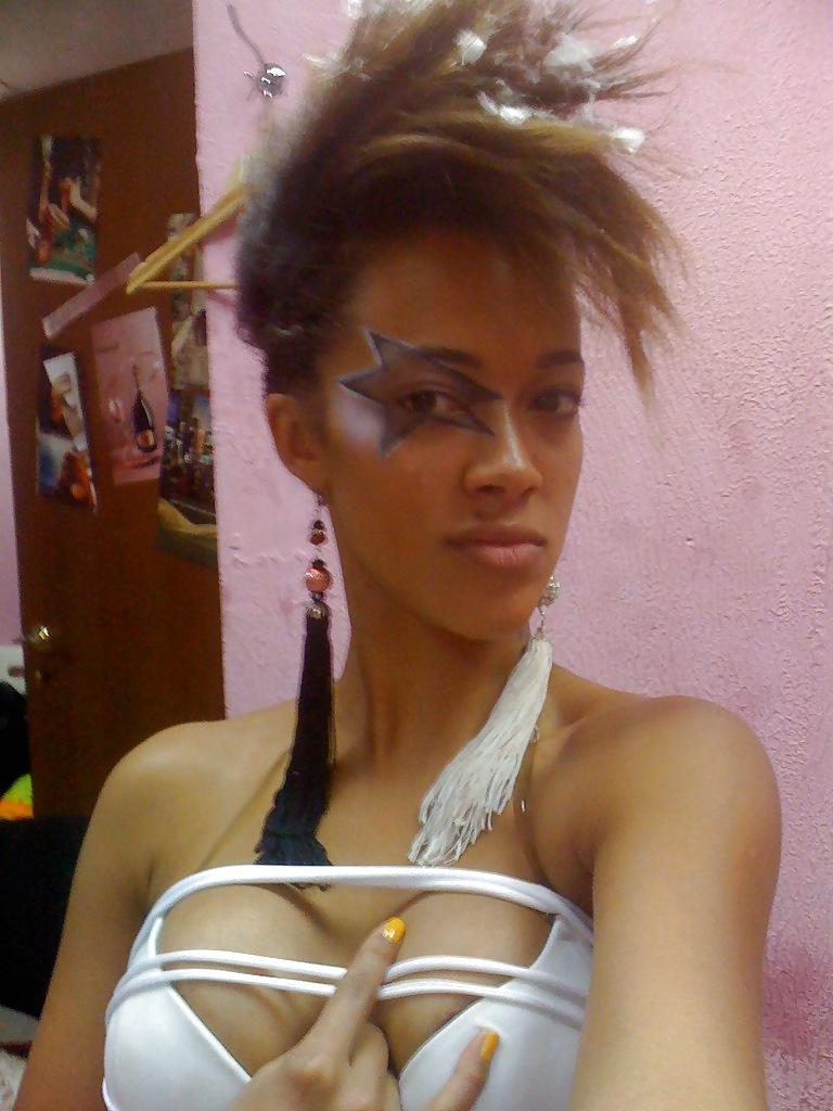 16P Sexy ebony Russian girl