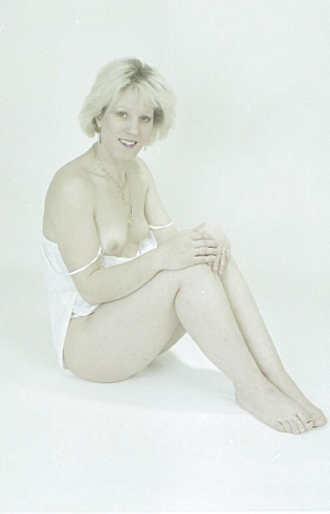 9P Rough 1980's wife with tiny tits photoshoot