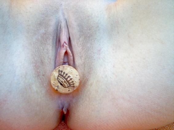 11P Objects and masturbating 