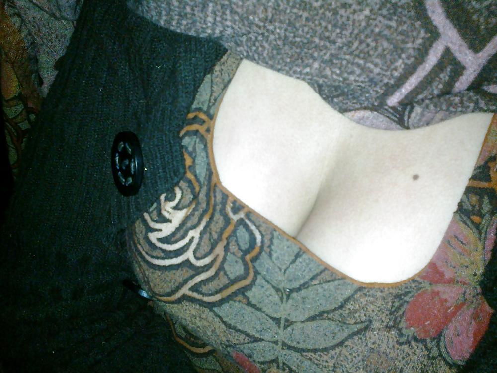 4P Desi Wife boobs Cleavage