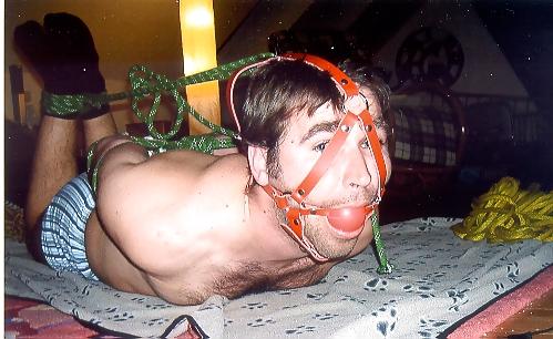 7P Husband in Bondage