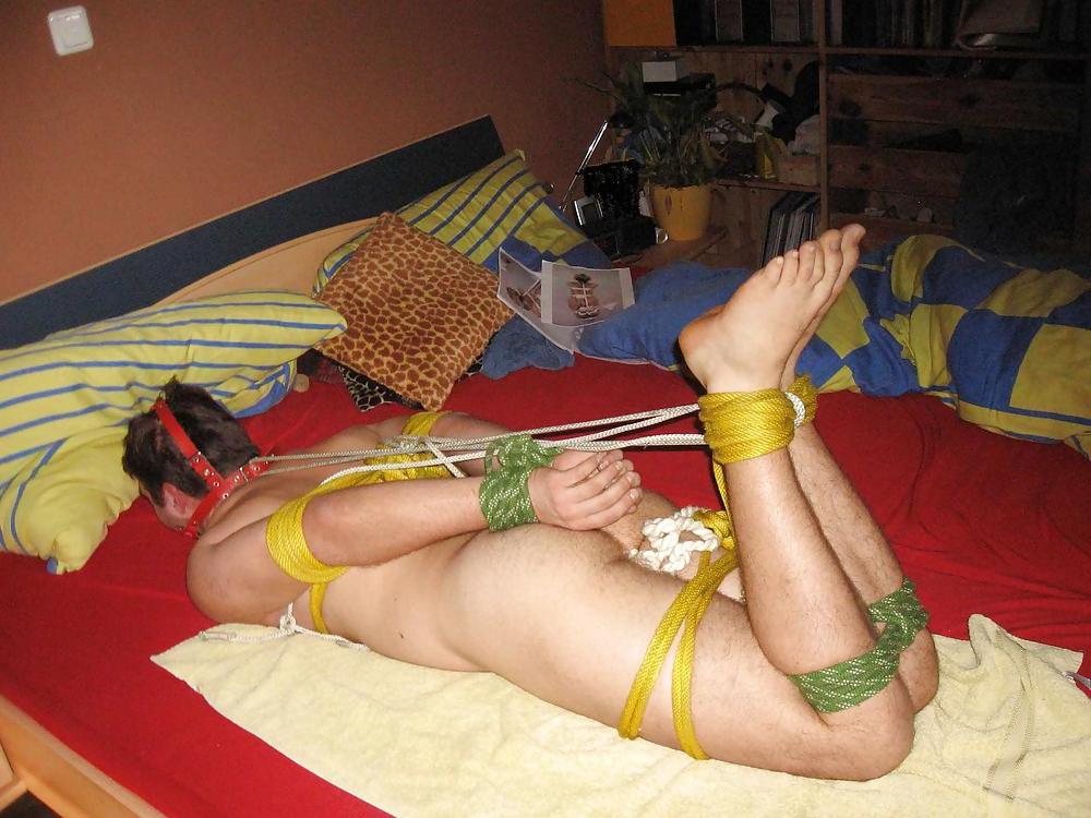 7P Husband in Bondage
