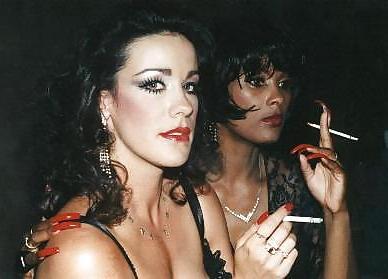 9P Smoking Ebony
