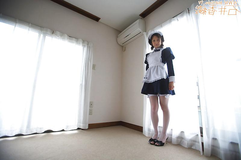14P Maid Girl