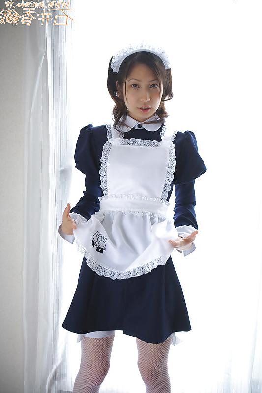 14P Maid Girl