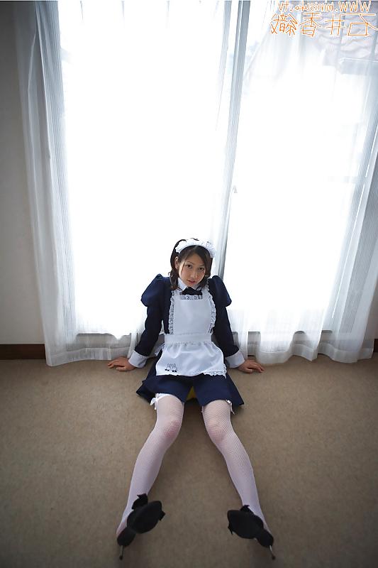14P Maid Girl